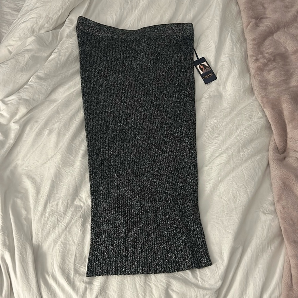 NWT, Rachel Roy Metallic Pencil Skirt. Size S